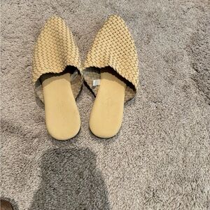 Universal Thread Woven Slip-On Mules in Tan